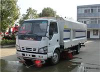 五十铃扫路车厂家，道路清扫车价格，图片